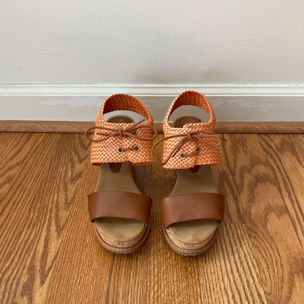 Andre Assous Sandals